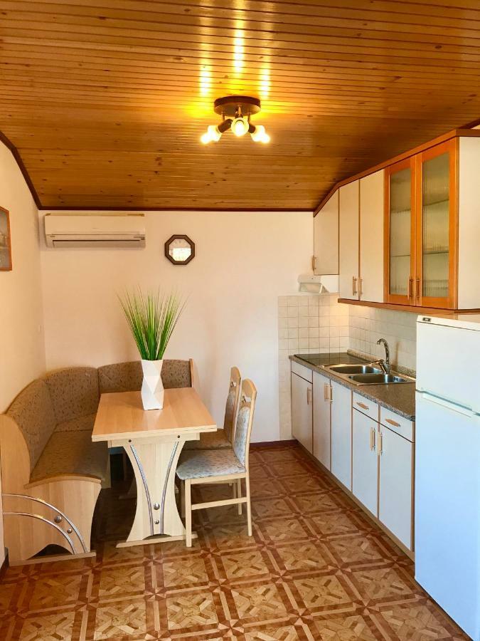 Apartmani Lisac บัชกา ภายนอก รูปภาพ