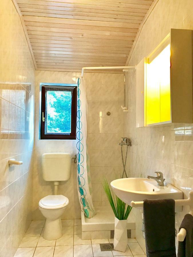 Apartmani Lisac บัชกา ภายนอก รูปภาพ
